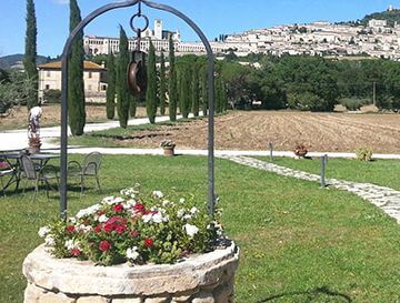 Assisi offerta Early booking Agriturismo B&B All'Antica Mattonata