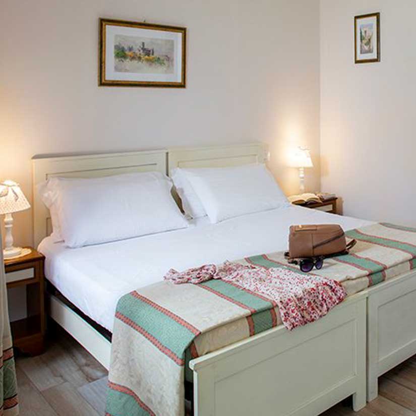 Rooms bed and breakfast assisi Farm Holidays all'antica mattonata Umbria