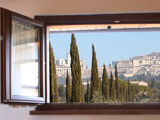 Near assisi rooms apartments to ancient mattonata beb